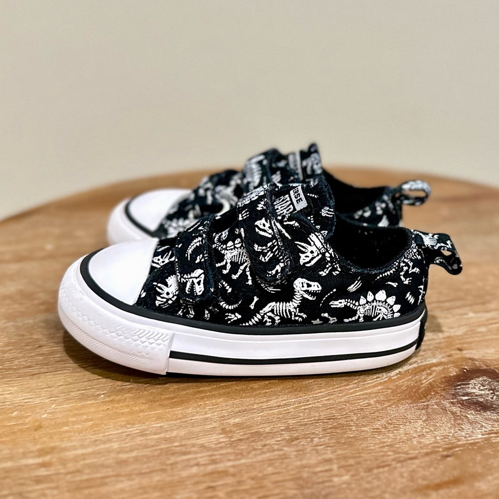 Converse Sneakers- Black and White Dinosaur-Size 4c